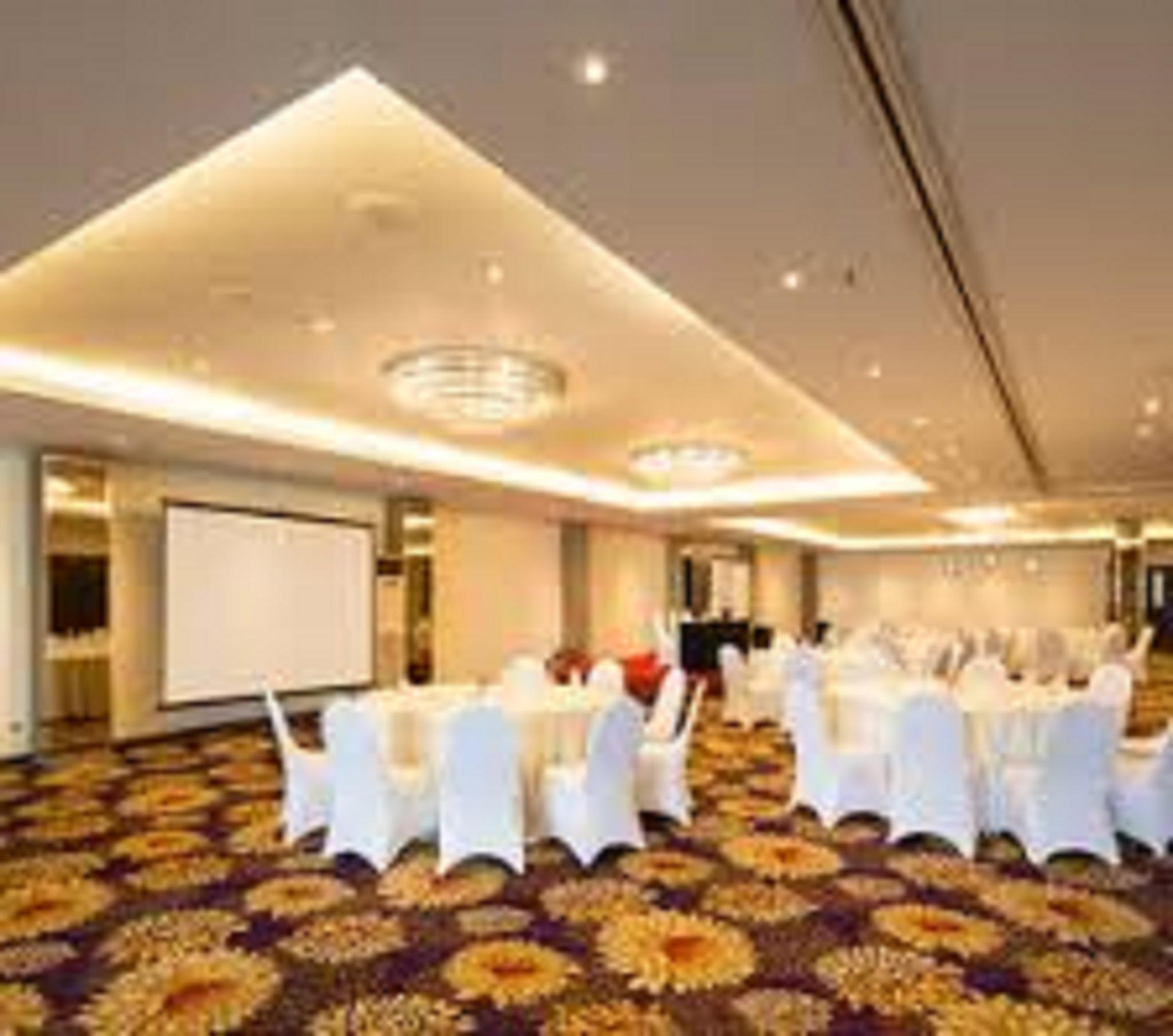 Verse Luxe Hotel Wahid Hasyim Jakarta Extérieur photo
