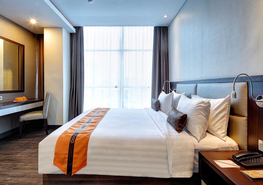 Verse Luxe Hotel Wahid Hasyim Jakarta Extérieur photo