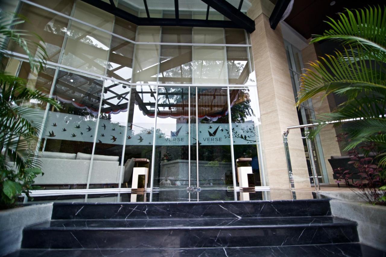Verse Luxe Hotel Wahid Hasyim Jakarta Extérieur photo