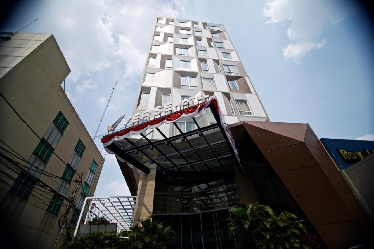 Verse Luxe Hotel Wahid Hasyim Jakarta Extérieur photo
